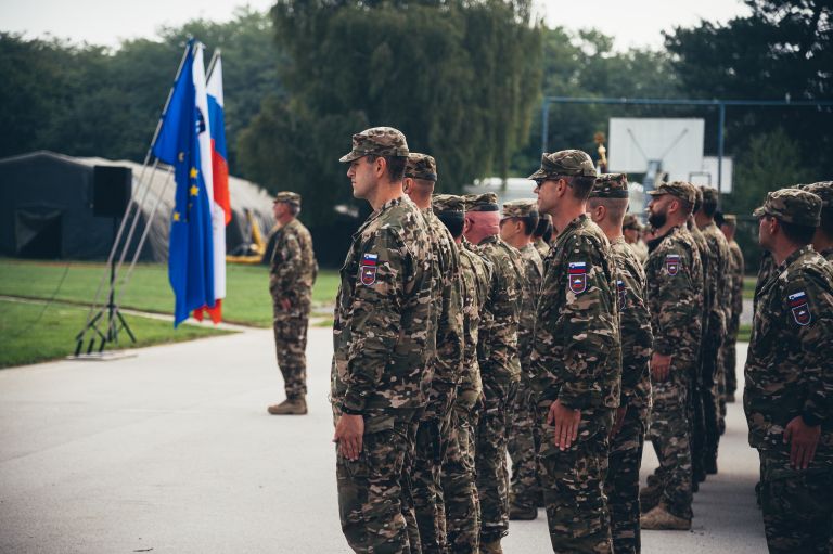 simbolična, slovenska-vojska, vojaki, vojašnica-murska-sobota
