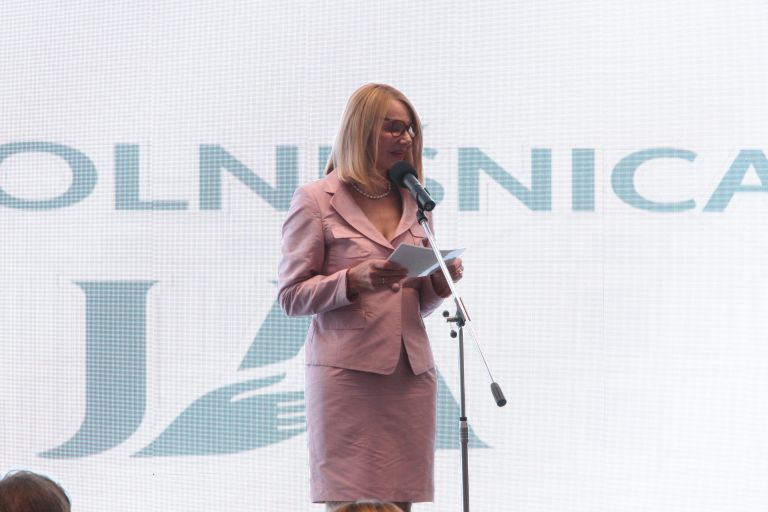 negovalna-bolnisnica-julija, prenova-nekdanje-moske-bolnice