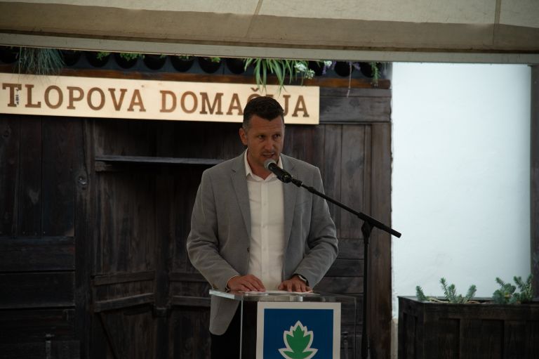 ritlopova-domačija-kobilje, revitalizacija