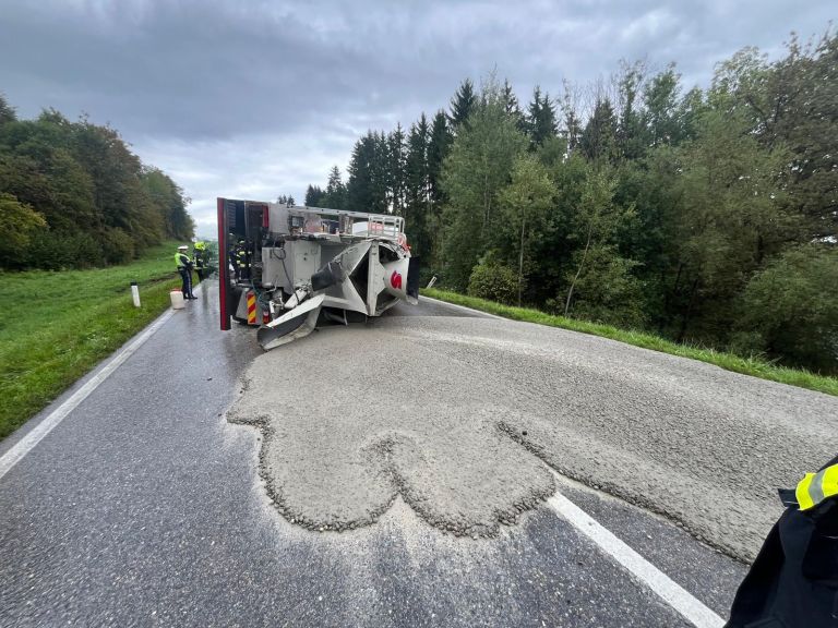 velikovec, tovornjak, prometna-nesreca