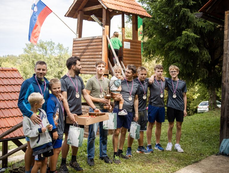 zmagovalne trojke.JPG