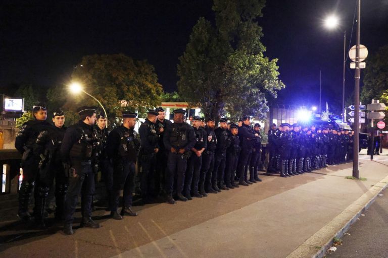 francija policisti.jpg