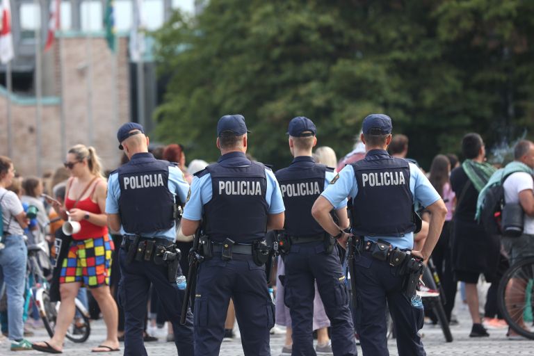 policija poletje RB.jpg