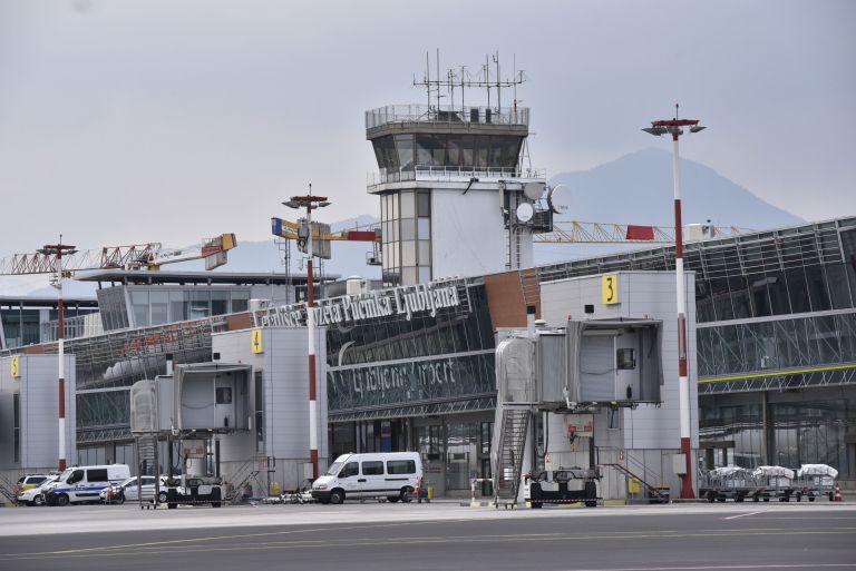 letalisce-brnik, letala