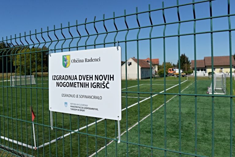 pripravljalna-tekma, u16, slovenija-madzarska, otvoritev-igrisca