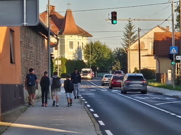 dan-brez-avtomobila, os-krizevci