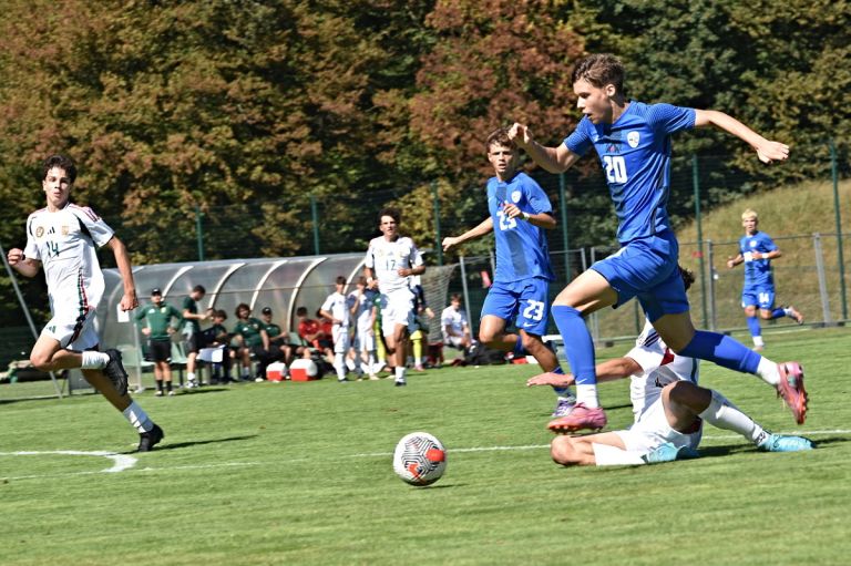 pripravljalna-tekma, u16, slovenija-madzarska, otvoritev-igrisca