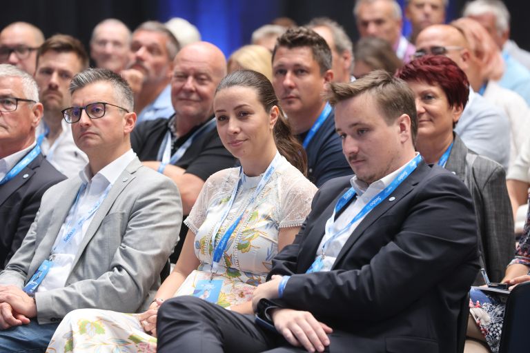 kongres, svoboda, koper