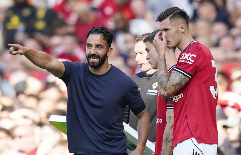 benjamin šeško ruben amorim Manchester united.jpg