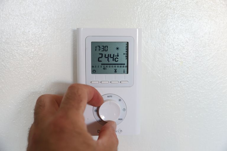 termostat, eko sklad, obnova, energetska varčnost, ogrevanje
