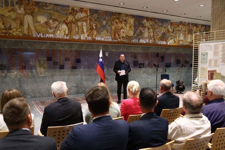 državni-zbor, razstava, jožef-klekl-starejši