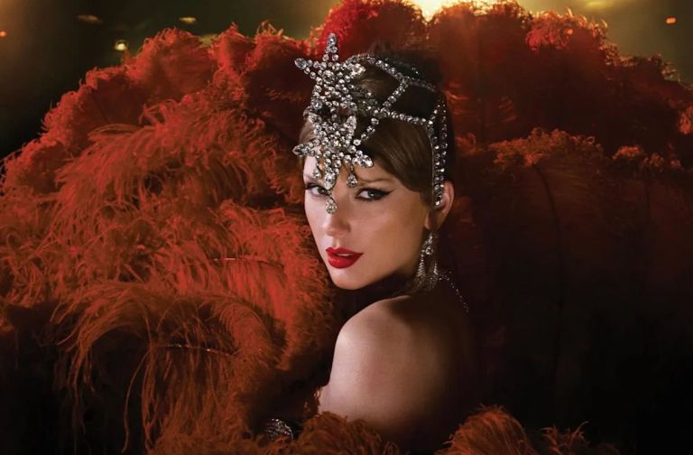 taylor swift showgirl.jpg