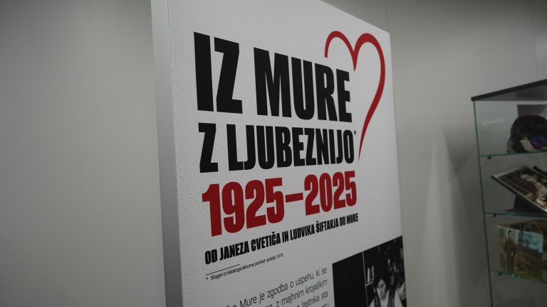 tovarna-mura, razstava, pam, iz-mure-z-ljubeznijo
