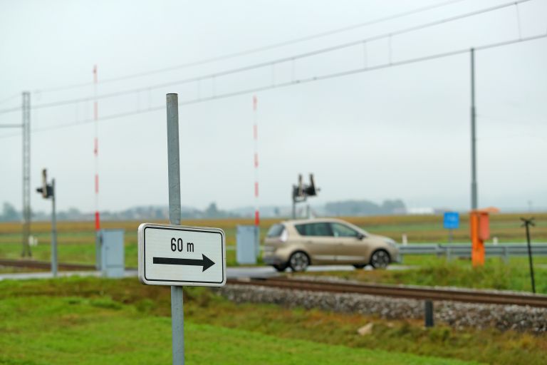 cg_ukradeni_znaki_dornava.jpg