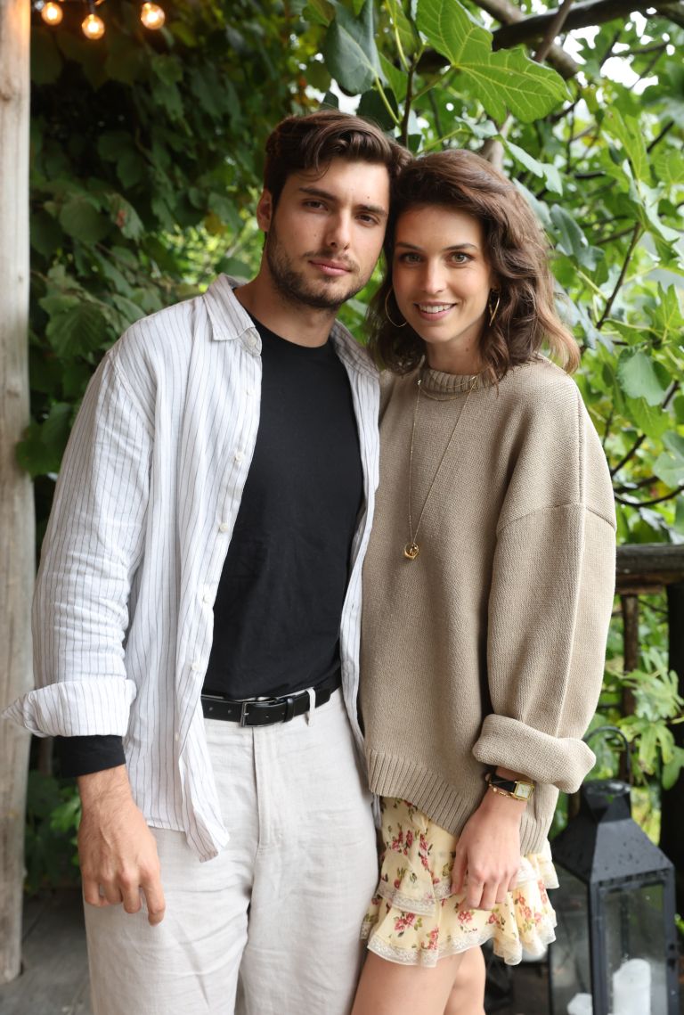 Svit Stefanija in Lea Mihevc.jpg