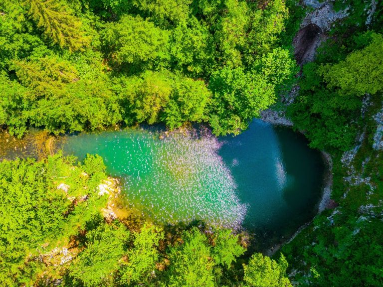 divje-jezero