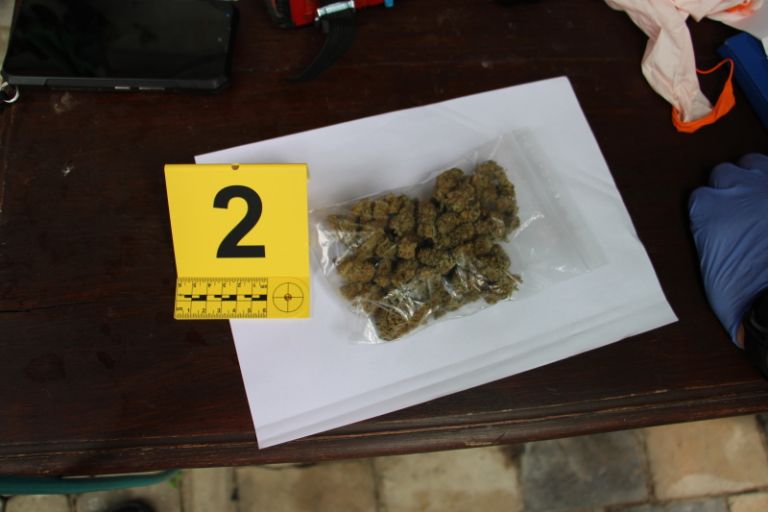 zaseg, droga, denar