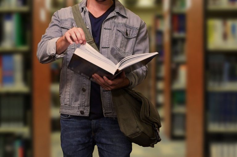students-5540227_1280.jpg