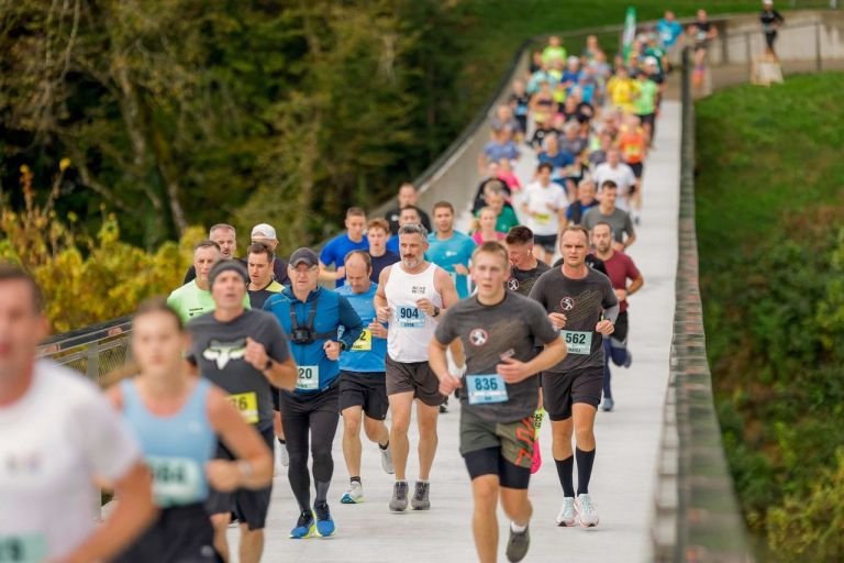 novomeski-polmaraton