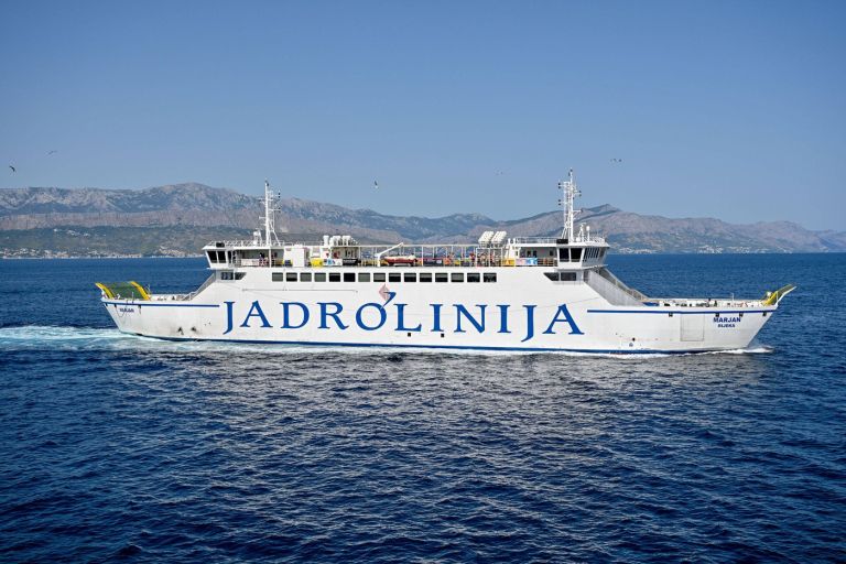 JADROLINIJA1.jpg