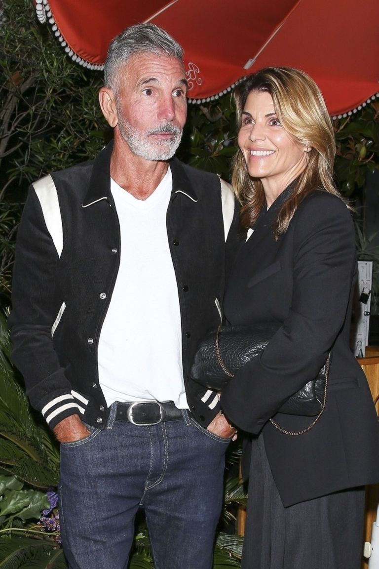 Lori Loughlin, Mossimo Giannull.jpg