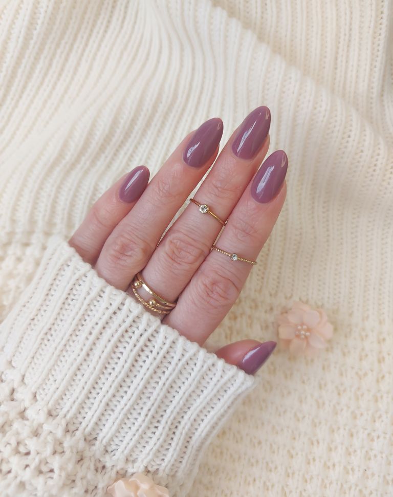 taupe.jpg