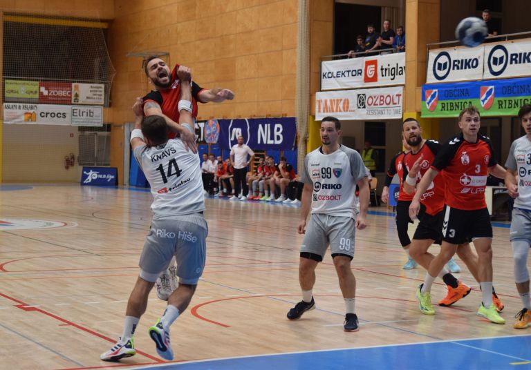 Rokomet RikoRibnicVsLLGrosistSlovan_Foto_EnejOražem.JPG