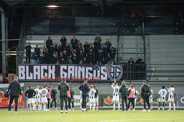 mura, bravo, gledalci, tribune