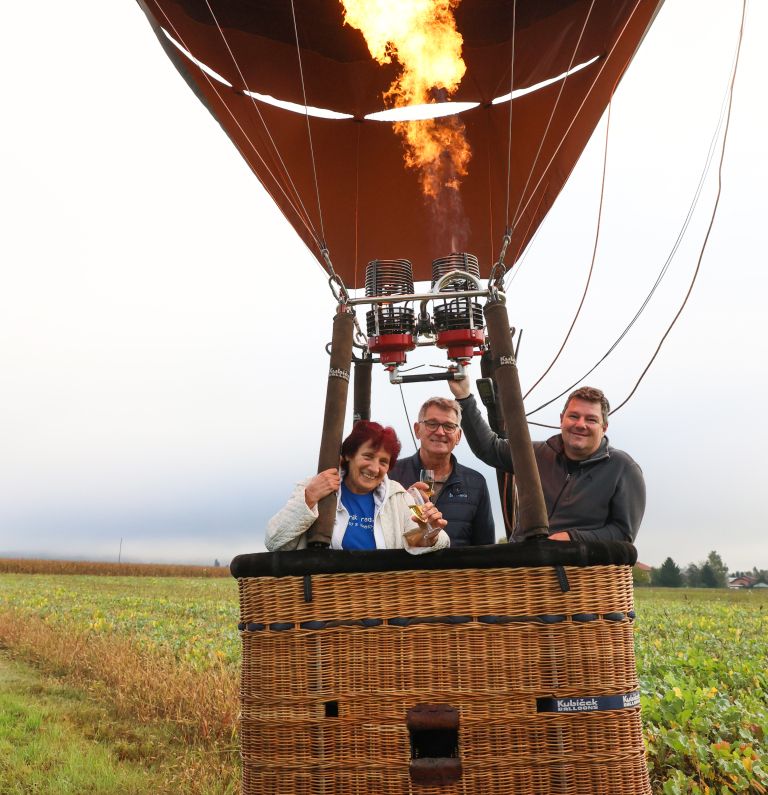 polet-z-balonom, 80-nagrad-za-80-let-novega-tednika, 80-let-novega-tednika, nagrada, glavna-nagrada