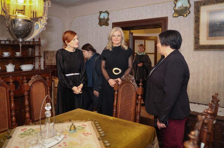 schwentnerjeva-hisa, obcina-vransko, asta-vrecko