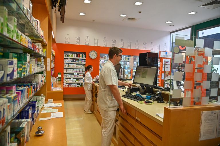 lekanrna, farmacevt