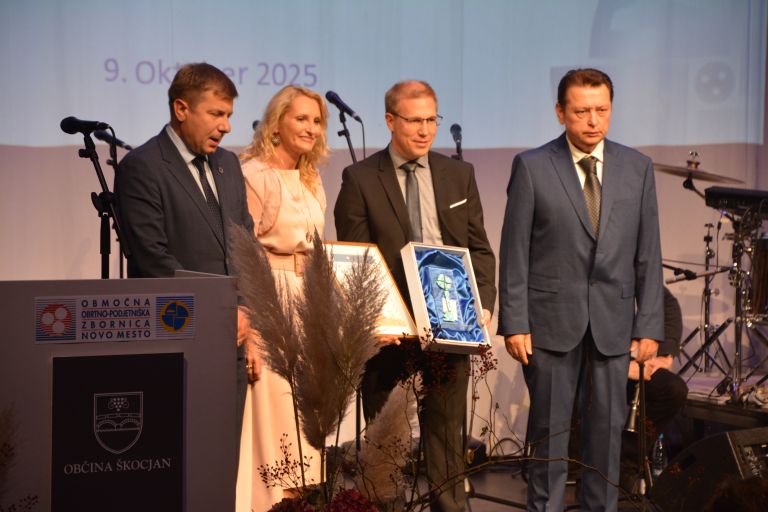 OOZ Nm diamantni ključ za 50 let dela v obrti.JPG