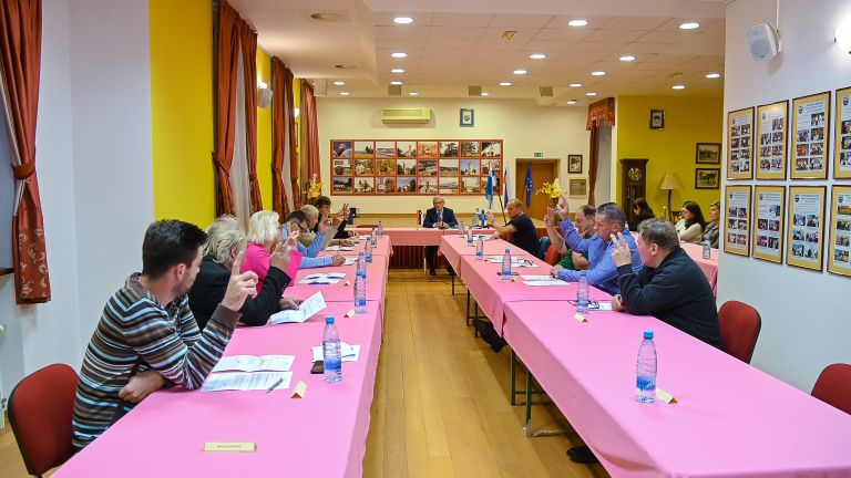 21.-redna-seja-občine-gornji-petrovci, franc-šlihthuber