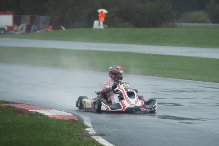 karting_Dimitrij_Mlakar.jpg