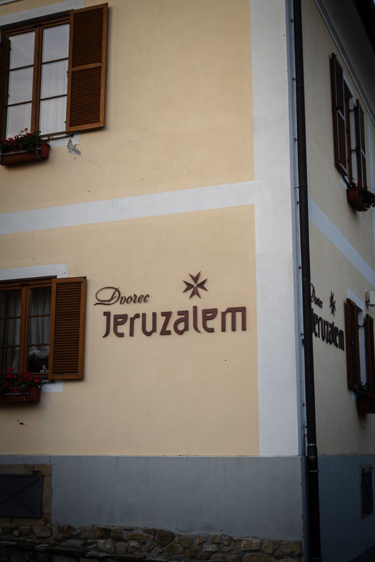 dvorec-jeruzalem