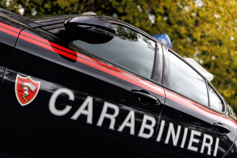 policija italija carabinieri.jpg