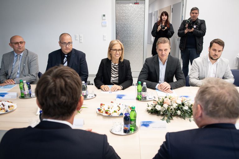 vlada, obisk-vlade, sbms, splosna-bolnisnica-murska-sobota