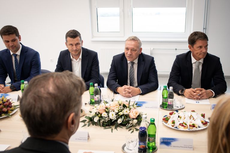 vlada, obisk-vlade, sbms, splosna-bolnisnica-murska-sobota