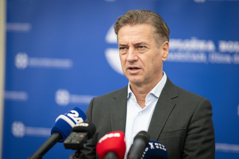 vlada, obisk-vlade, sbms, splosna-bolnisnica-murska-sobota