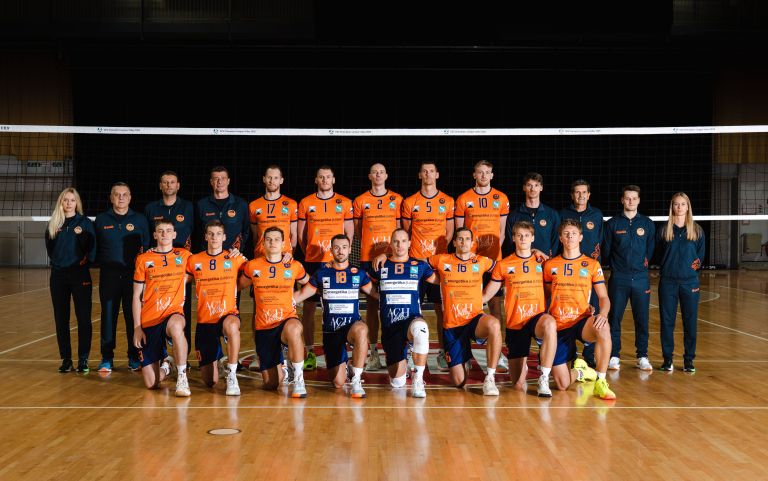 ACH Volley 2025-26.jpg