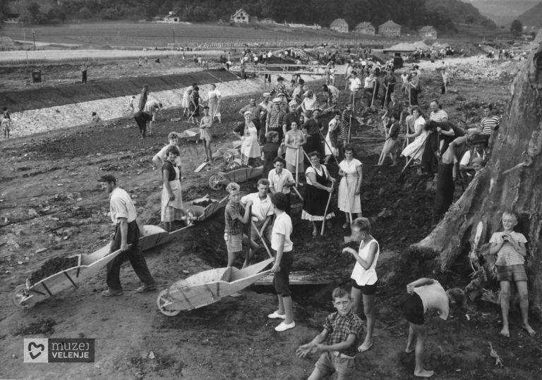 F-11355-regulacija-reke-Pake-1956_1957-avtor-Foto-Pajk-Velenje.jpg