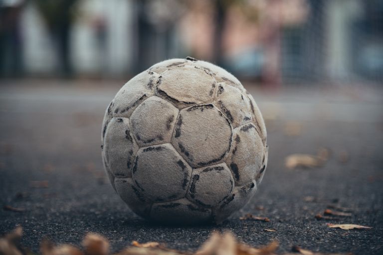 simbolična, nogomet, nogometno-igrišče, prazno, zapuščeno, žoga, igra, gol