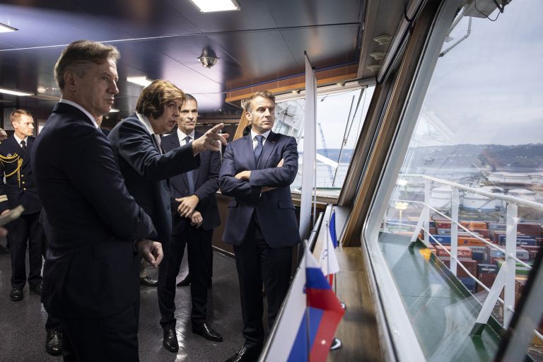 golob macron luka koper-Katja Kodba-STA-UKOM.jpg