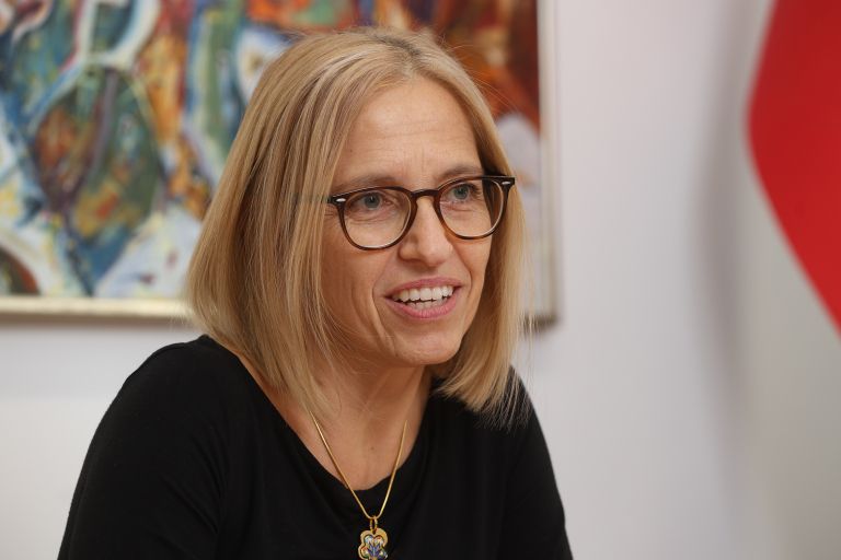 valentina prevolnik rupel pl.JPG