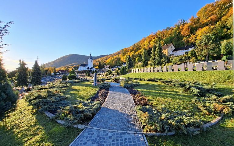 pokopalisce-sentjur, raztros-pepela, grobnine