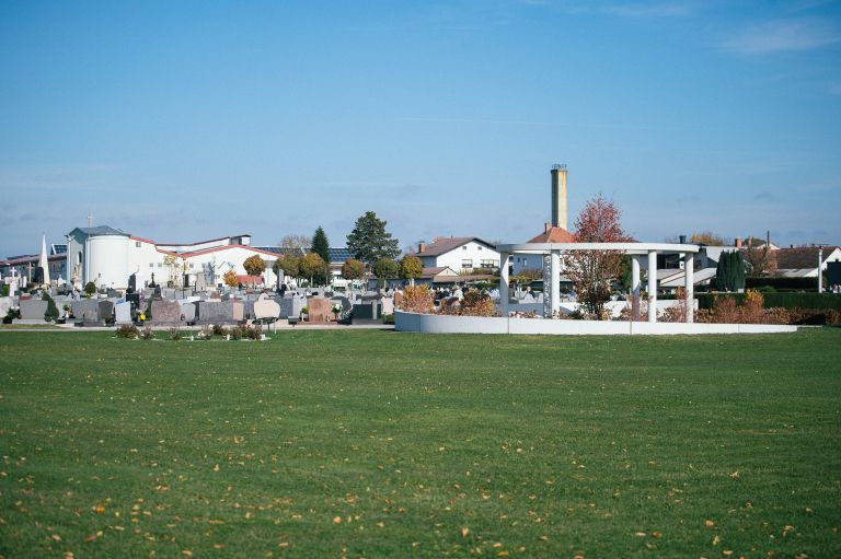 pokopališče-murska-sobota, prvi-november, 1.-november, dan-mrtvih, grob, nagrobnik, sveče, sveča