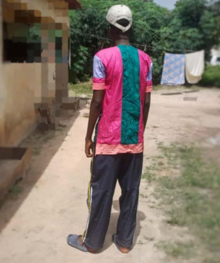 gambija mladenič.jpeg