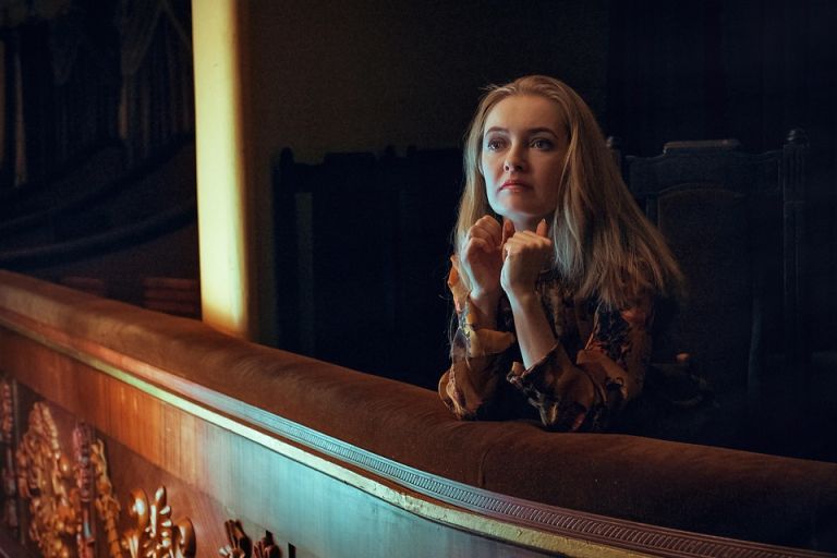 Ženska, gledališče