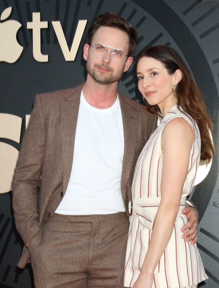 Patrick J Adams, Troian Bellisario.jpg