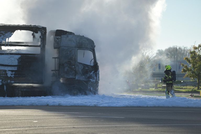 goreče-tovorno-vozilo, tovornjak, počivališče-murska-sobota